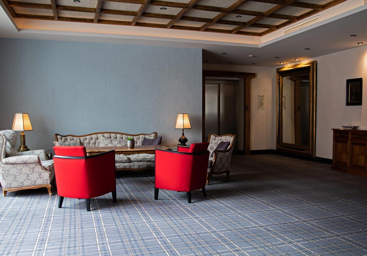 Naundrups Hof Hotel ลือดิงเฮาเซน ภายนอก รูปภาพ